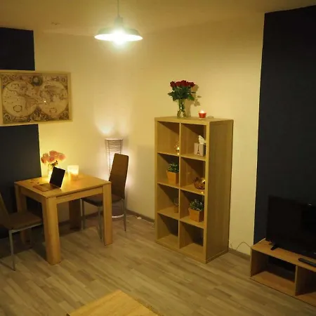 Apartment Walter-meckauer-strasse *